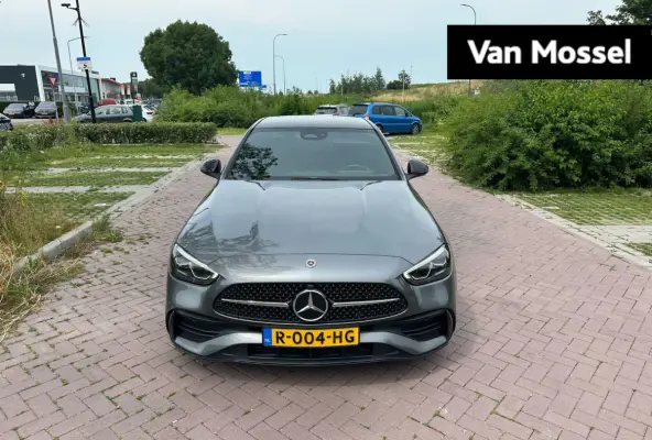 300 e AMG Line 313 PK | Navigatie | Climate Control | Stoelverwarming | Cruise Control | Achteruitrijcamera | Panoramadak | Elektrisch verstelbare stoelen |