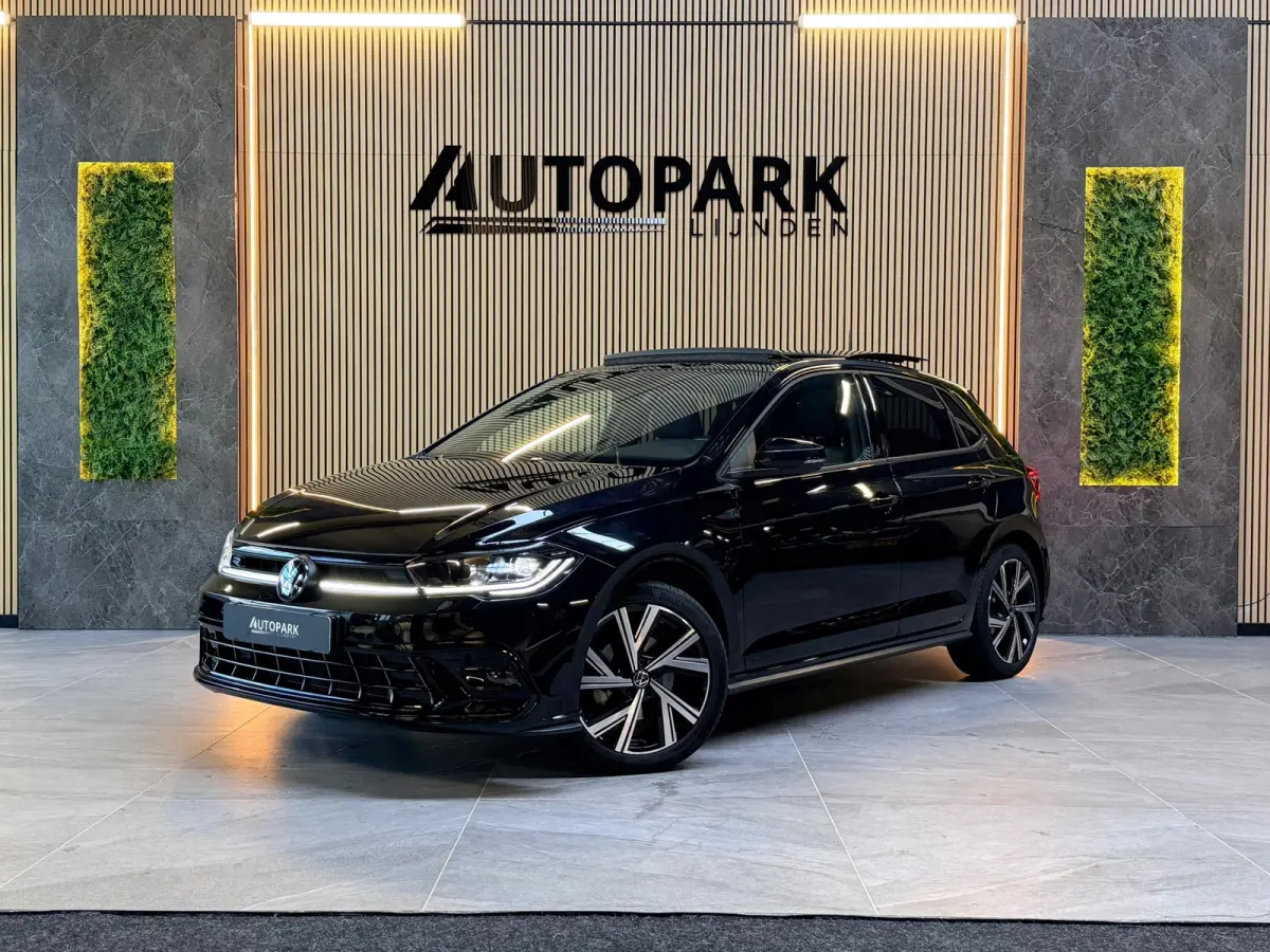 1.0 TSI 3X R-Line|PANO|IQ LIGHT|ACC|CAMERA|CARPLAY|FABRIEKSGARANTIE 2027|DEALER ONDERHOUDEN|2025|BOMVOL!