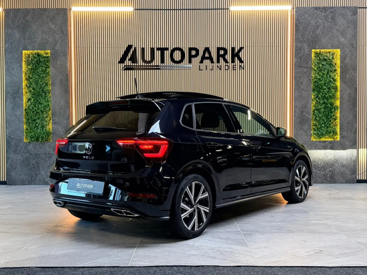 1.0 TSI 3X R-Line|PANO|IQ LIGHT|ACC|CAMERA|CARPLAY|FABRIEKSGARANTIE 2027|DEALER ONDERHOUDEN|2025|BOMVOL!