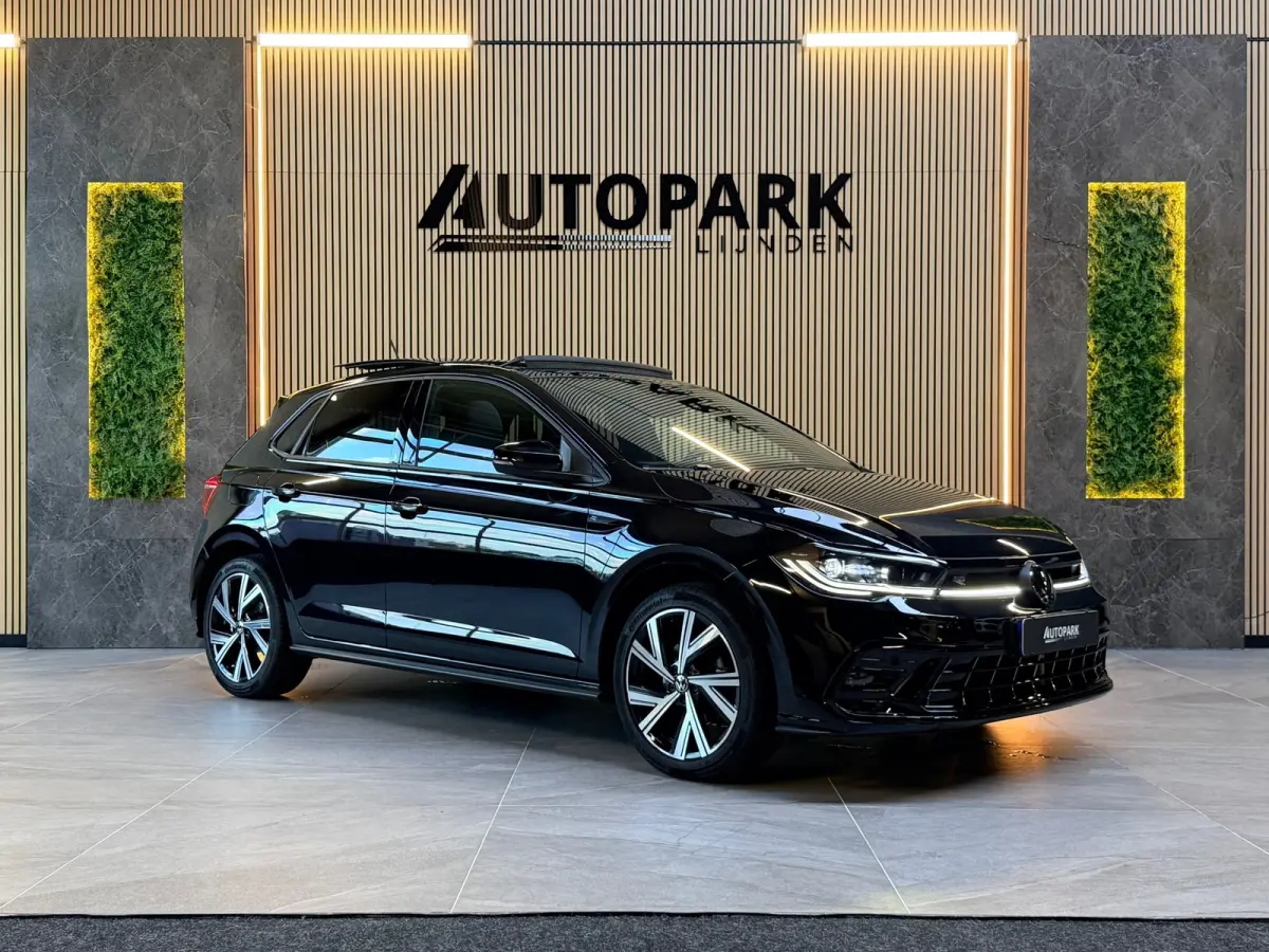 1.0 TSI 3X R-Line|PANO|IQ LIGHT|ACC|CAMERA|CARPLAY|FABRIEKSGARANTIE 2027|DEALER ONDERHOUDEN|2025|BOMVOL!
