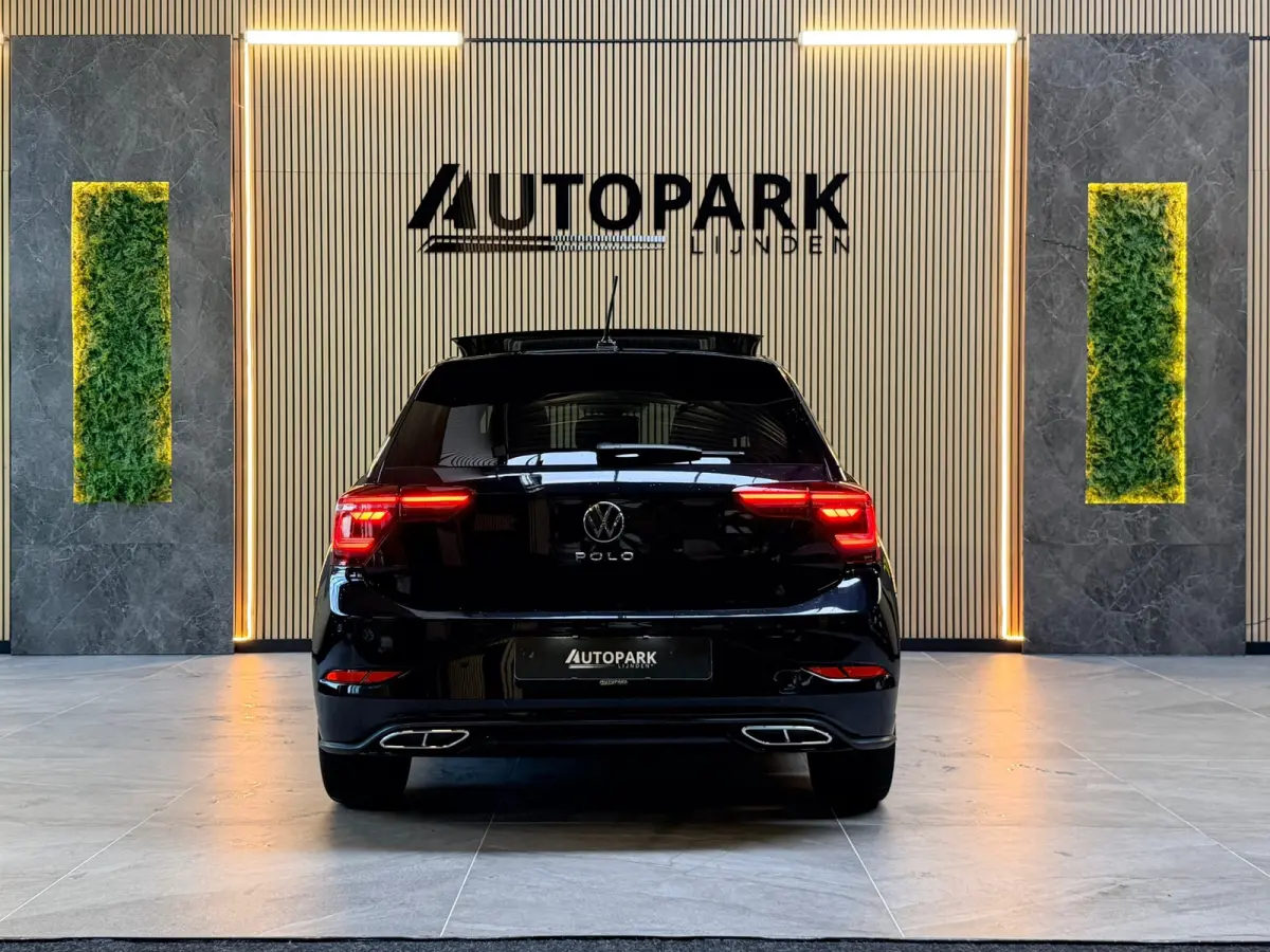 1.0 TSI 3X R-Line|PANO|IQ LIGHT|ACC|CAMERA|CARPLAY|FABRIEKSGARANTIE 2027|DEALER ONDERHOUDEN|2025|BOMVOL!