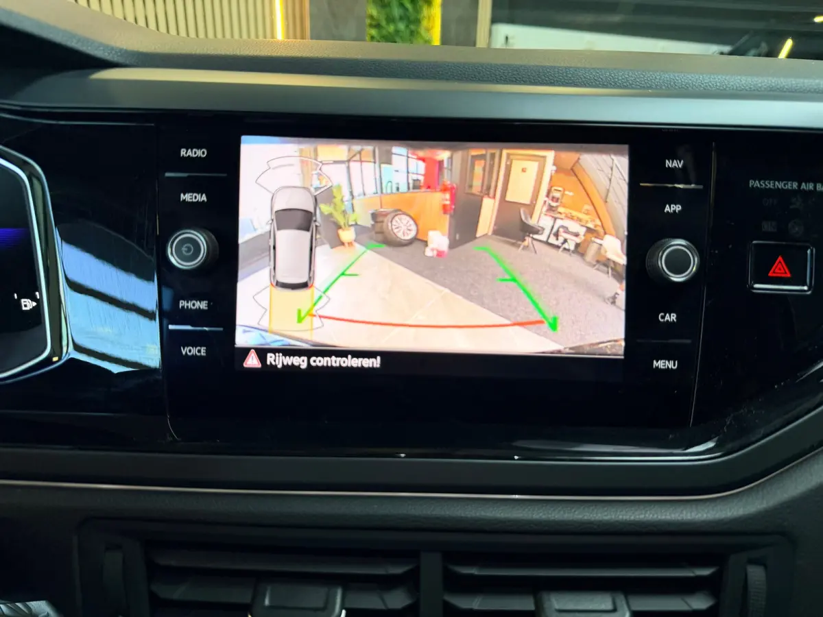 1.0 TSI 3X R-Line|PANO|IQ LIGHT|ACC|CAMERA|CARPLAY|FABRIEKSGARANTIE 2027|DEALER ONDERHOUDEN|2025|BOMVOL!