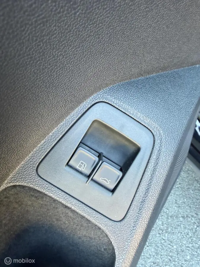 1.4 TSI e-Hybrid PHEV FR Business CLIMA*ADAB*360*ACC*VIRTUALD*ENZV...
