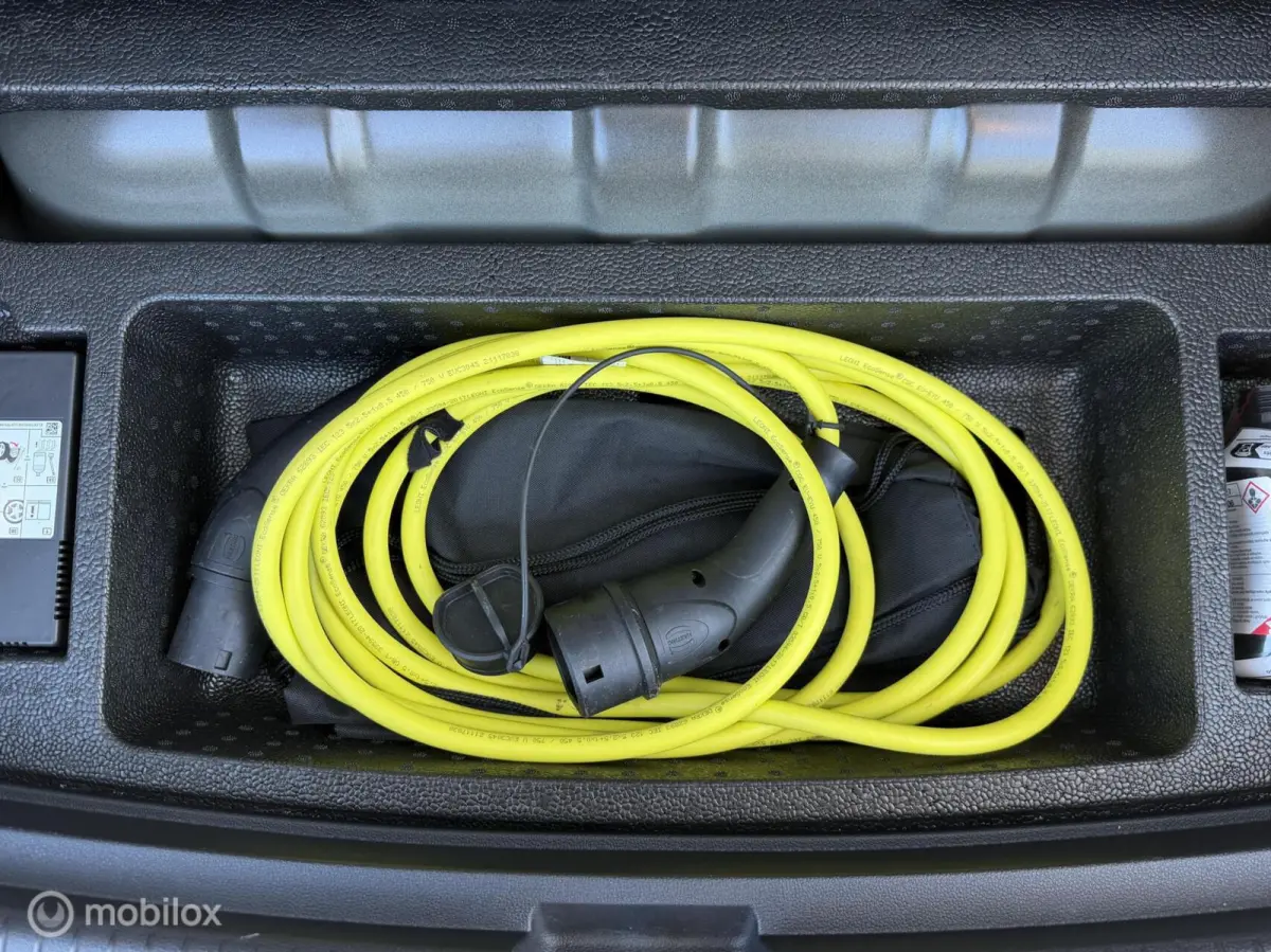 1.4 TSI e-Hybrid PHEV FR Business CLIMA*ADAB*360*ACC*VIRTUALD*ENZV...