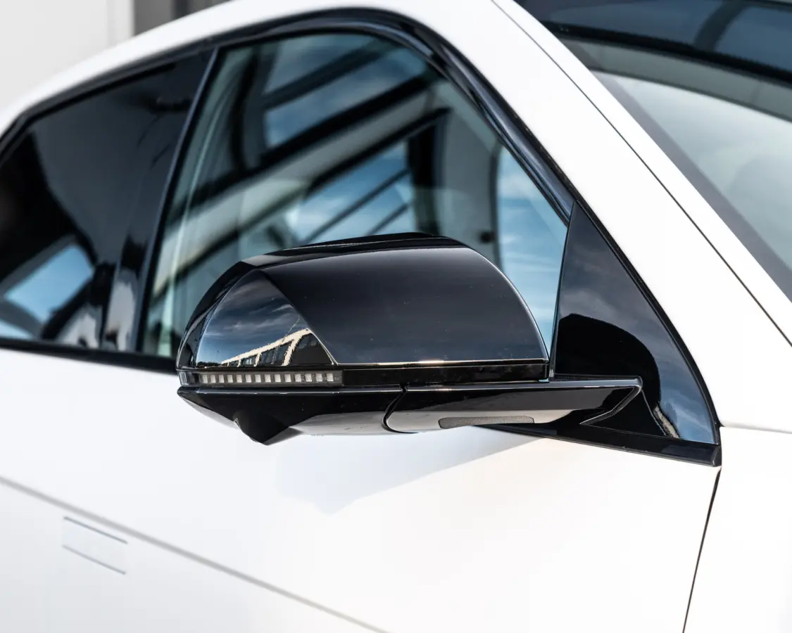 N AWD 84 kWh 650 PK ATLAS WHITE MATTE, N E-SHIFT, HEAD UP