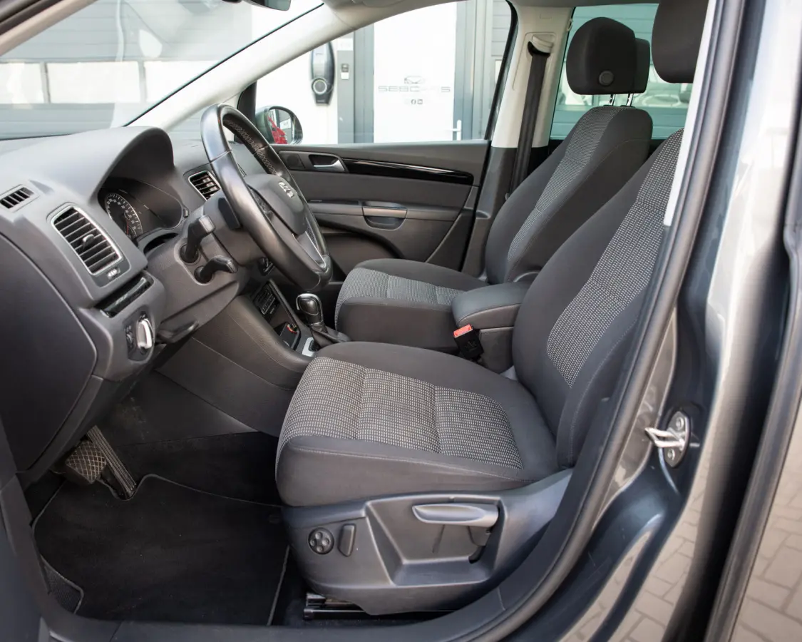 1.4 TSI Style DSG PANODAK, GEINTERGREERDE KINDERZITJES, ELEK. TREKHAAK