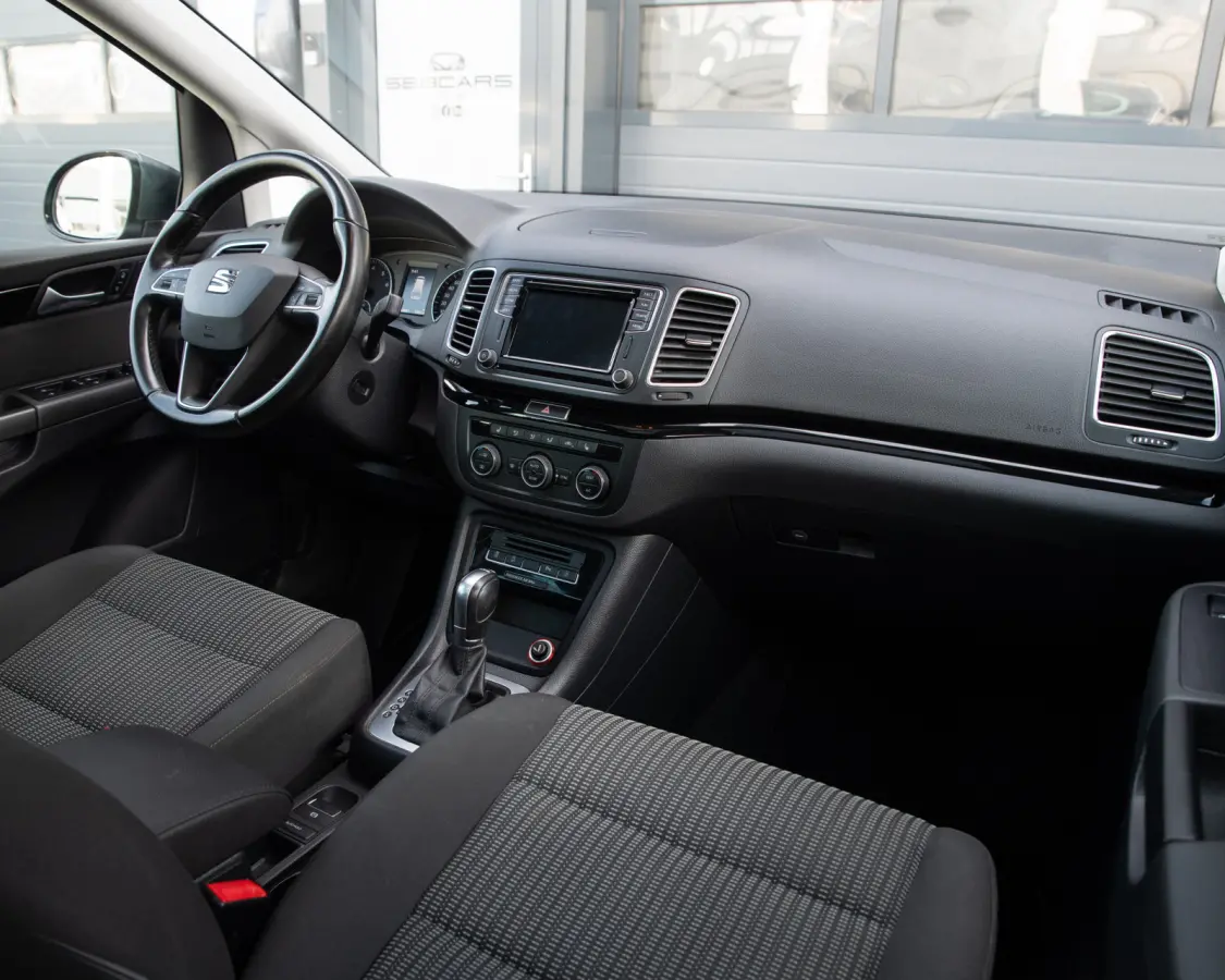 1.4 TSI Style DSG PANODAK, GEINTERGREERDE KINDERZITJES, ELEK. TREKHAAK