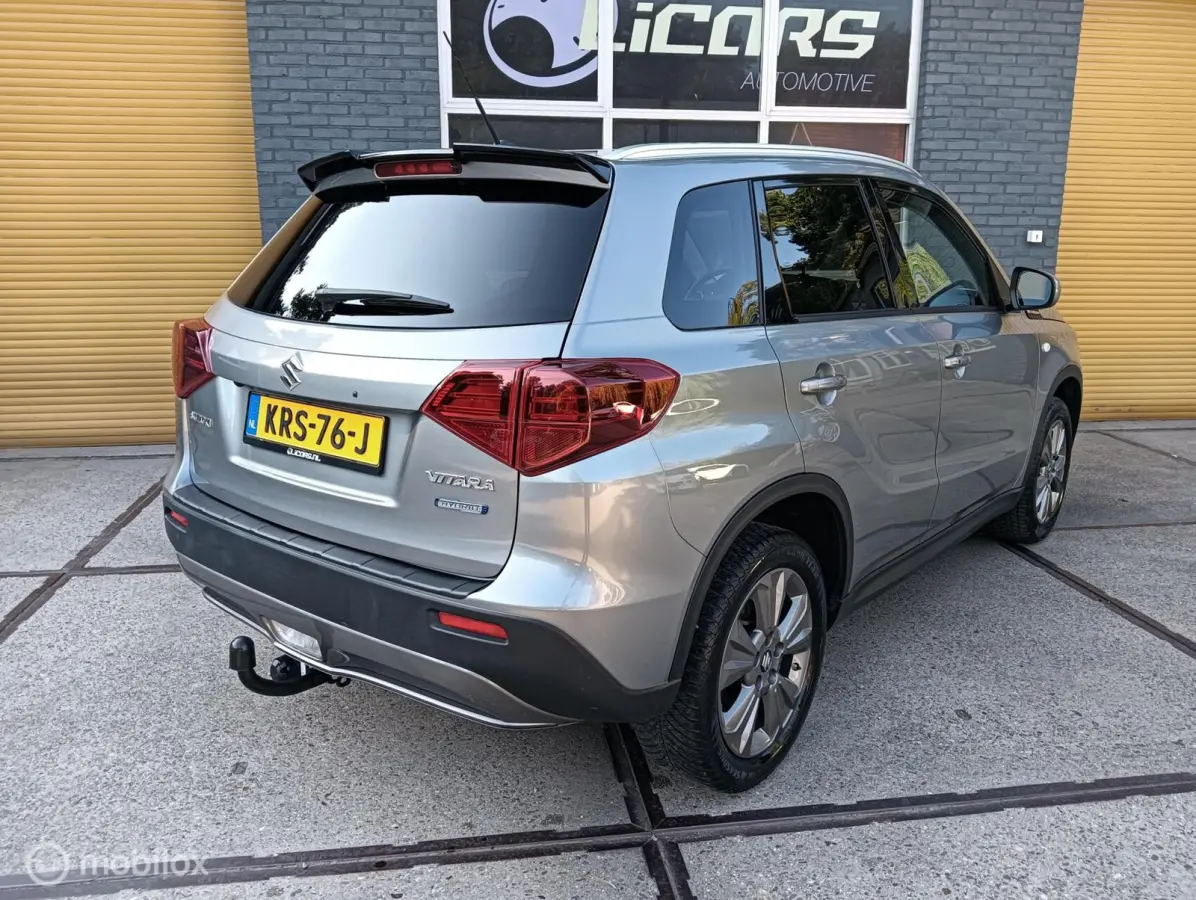 1.4 automaat Select Hybrid trekhaak/all season/stoelverwarming