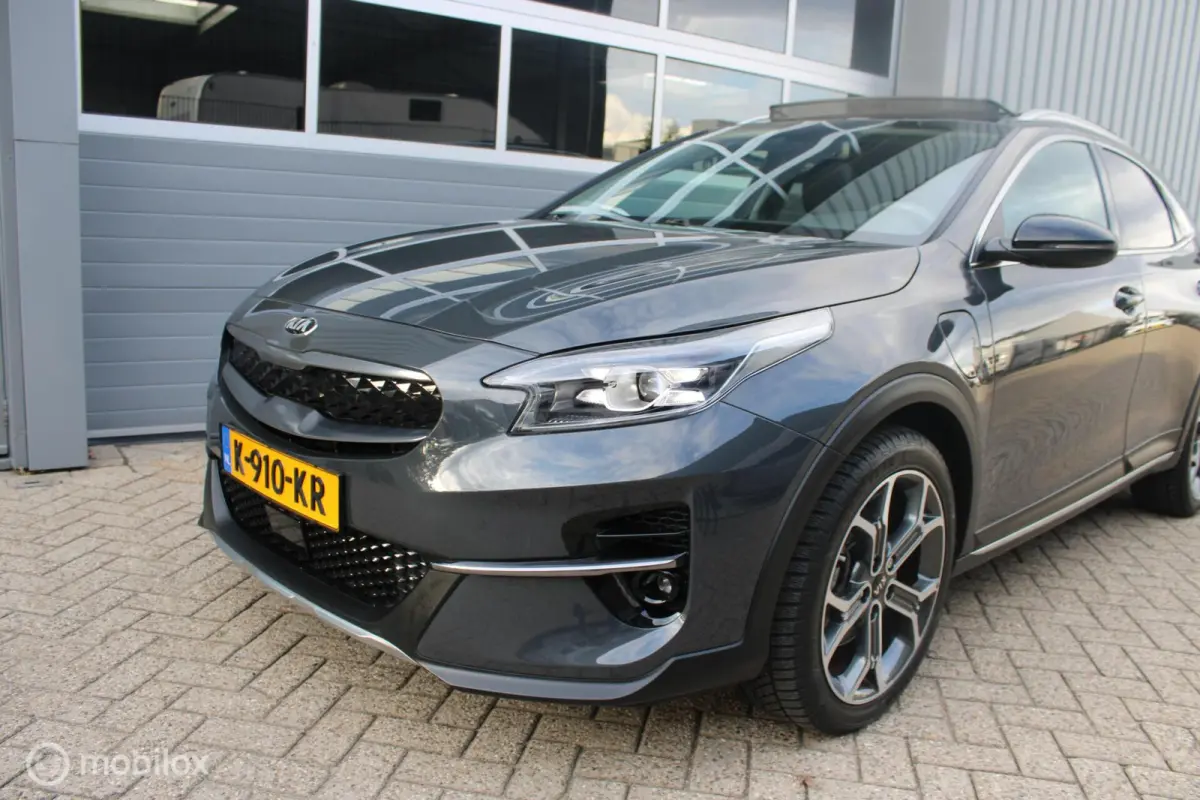 1.6 GDi PHEV ExecutiveLine 1e Eig NL Auto | Panoramadak | Leer | Stoelverwarming en Koeling.