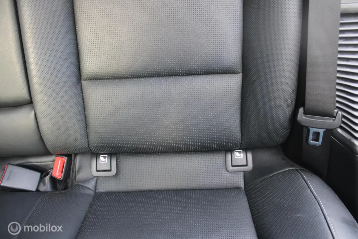 1.6 GDi PHEV ExecutiveLine 1e Eig NL Auto | Panoramadak | Leer | Stoelverwarming en Koeling.