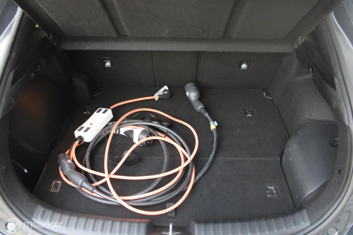 1.6 GDi PHEV ExecutiveLine 1e Eig NL Auto | Panoramadak | Leer | Stoelverwarming en Koeling.