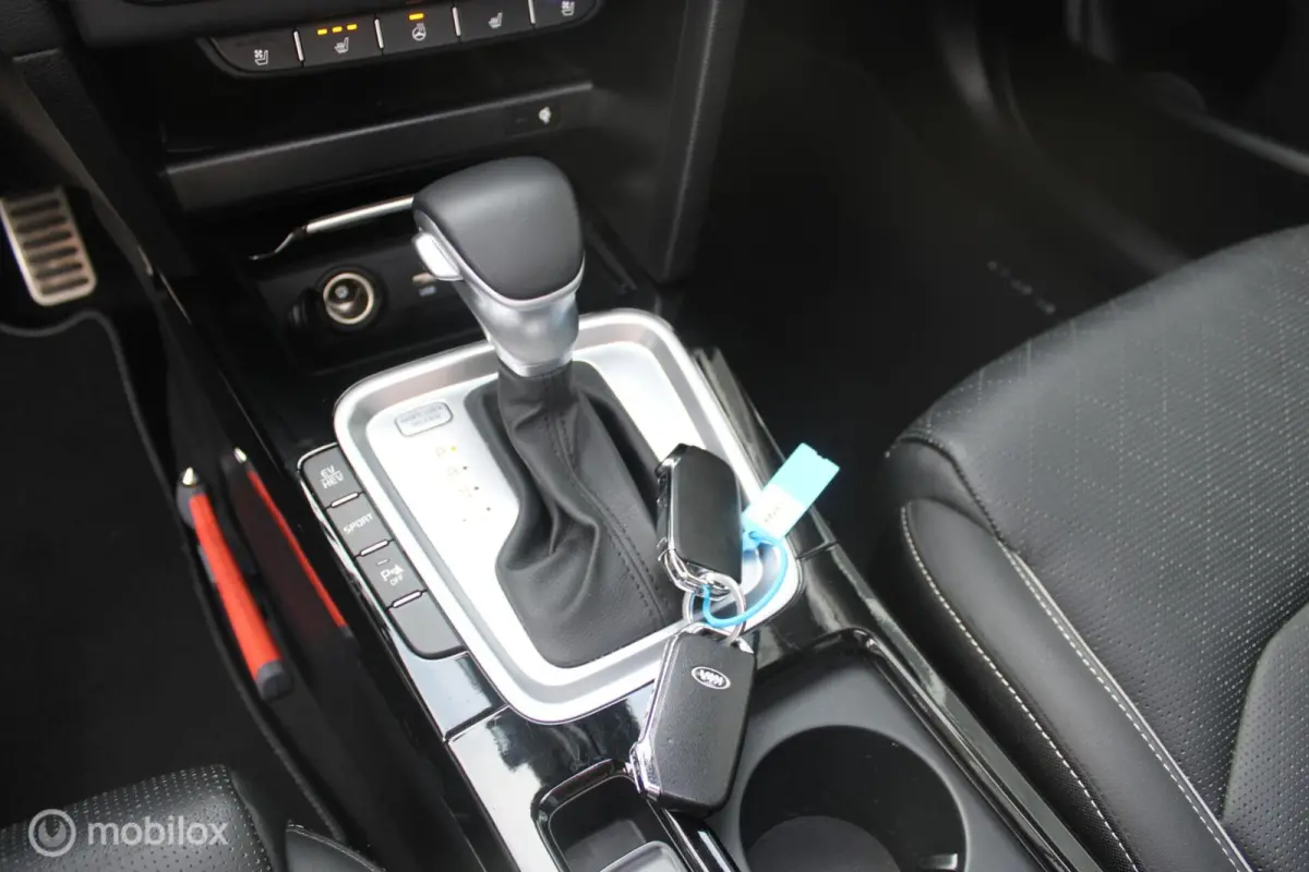1.6 GDi PHEV ExecutiveLine 1e Eig NL Auto | Panoramadak | Leer | Stoelverwarming en Koeling.