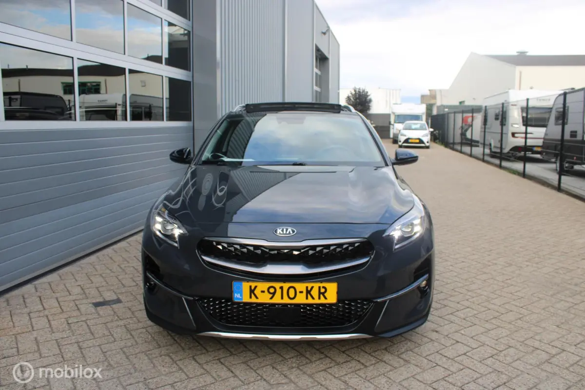 1.6 GDi PHEV ExecutiveLine 1e Eig NL Auto | Panoramadak | Leer | Stoelverwarming en Koeling.