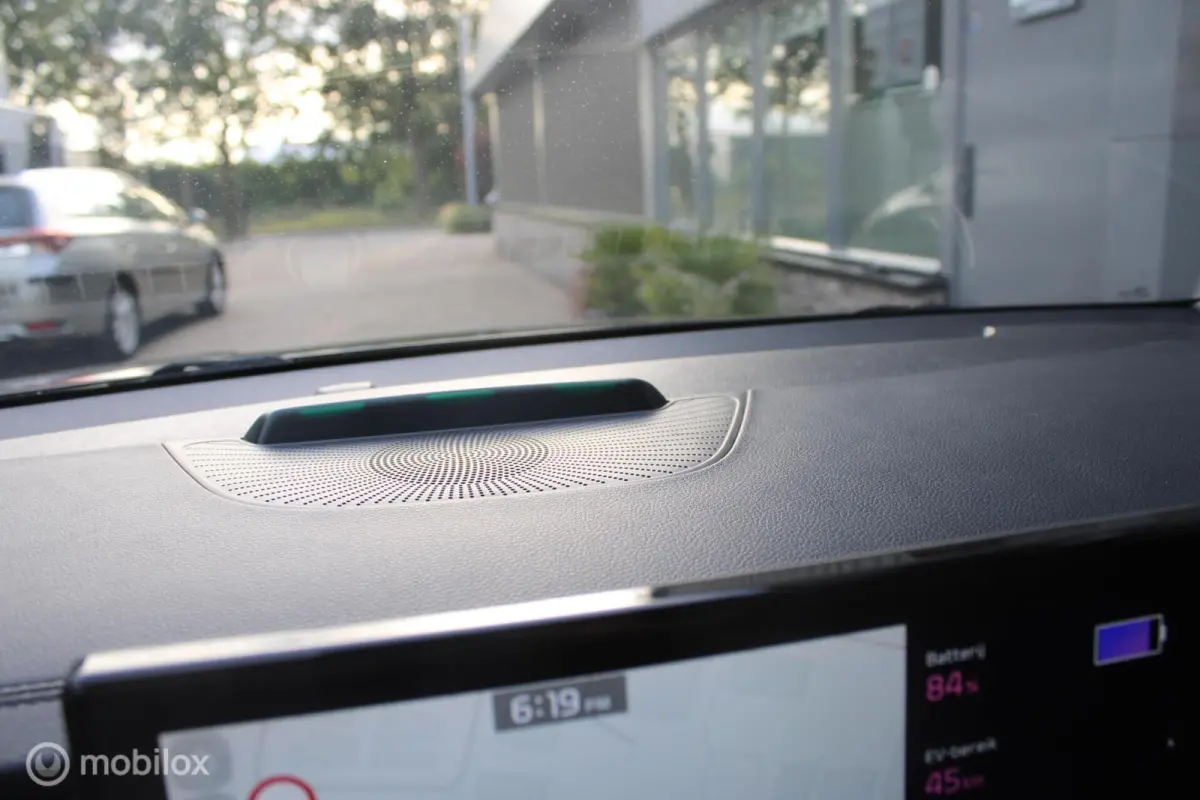 1.6 GDi PHEV ExecutiveLine 1e Eig NL Auto | Panoramadak | Leer | Stoelverwarming en Koeling.
