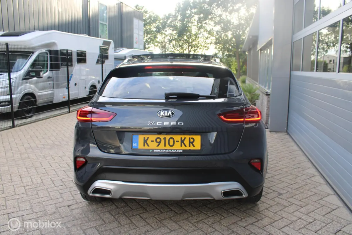 1.6 GDi PHEV ExecutiveLine 1e Eig NL Auto | Panoramadak | Leer | Stoelverwarming en Koeling.