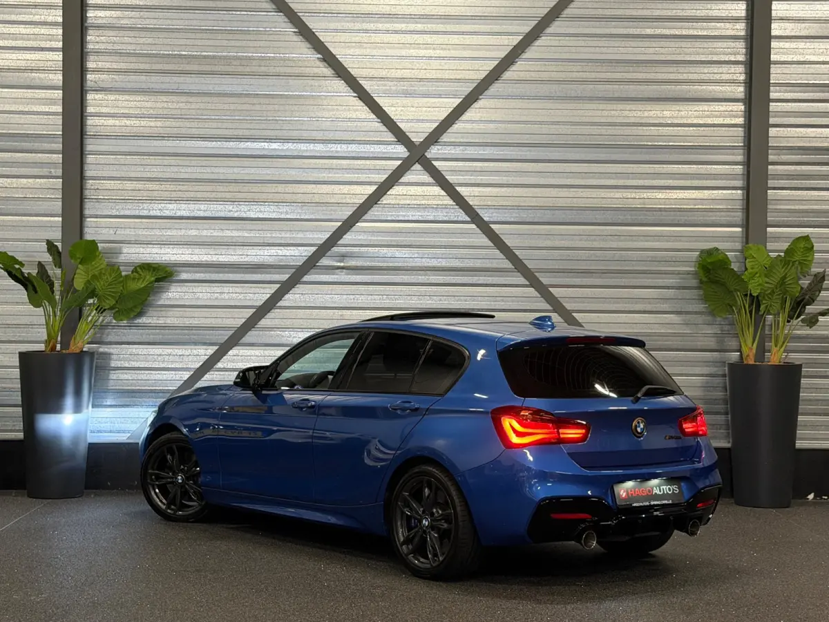 M140i xDrive Special Edition 400-PK!/VIRTUAL/NAVI/LED/H-K/SCHUIFDAK/ALCANTARA/M-PERFORMANCE-UITLAAT/12-MND-GARANTIE