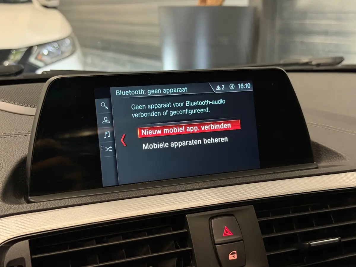 M140i xDrive Special Edition 400-PK!/VIRTUAL/NAVI/LED/H-K/SCHUIFDAK/ALCANTARA/M-PERFORMANCE-UITLAAT/12-MND-GARANTIE