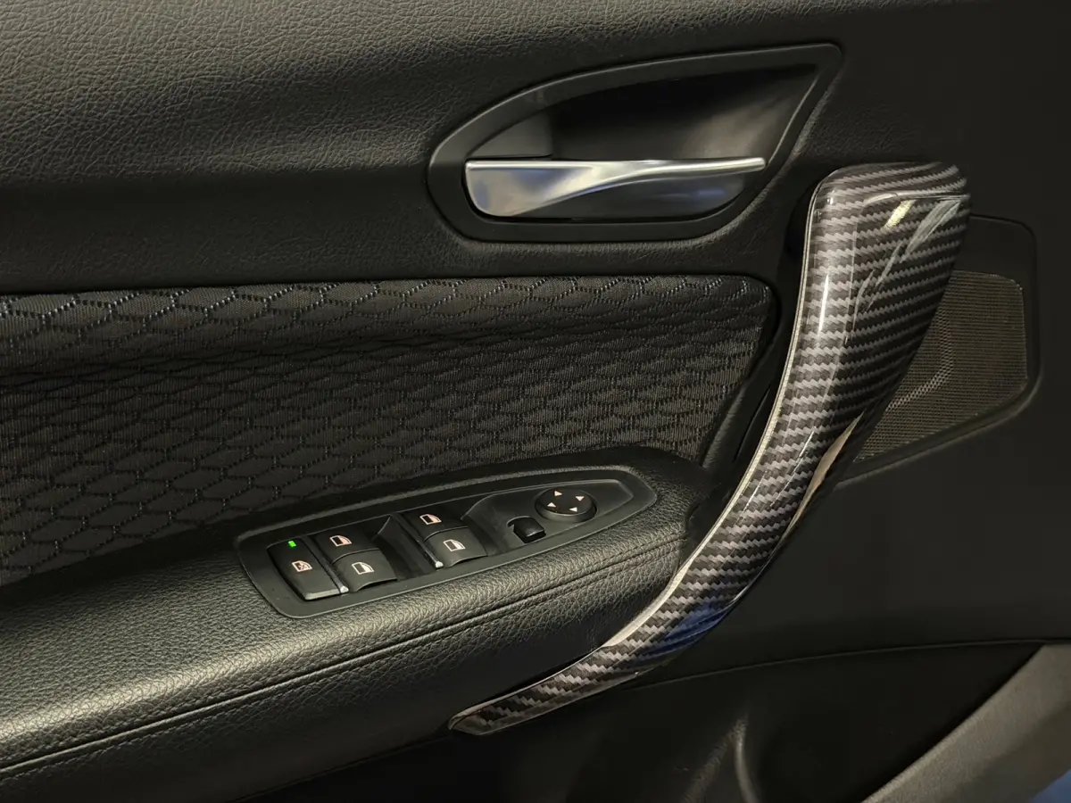 M140i xDrive Special Edition 400-PK!/VIRTUAL/NAVI/LED/H-K/SCHUIFDAK/ALCANTARA/M-PERFORMANCE-UITLAAT/12-MND-GARANTIE