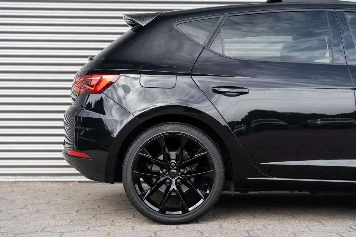 1.5 TSI FR Business Intense Black/Carbon ACC*VIRTUAL*BEATS*LANE*PANO*CAMERA