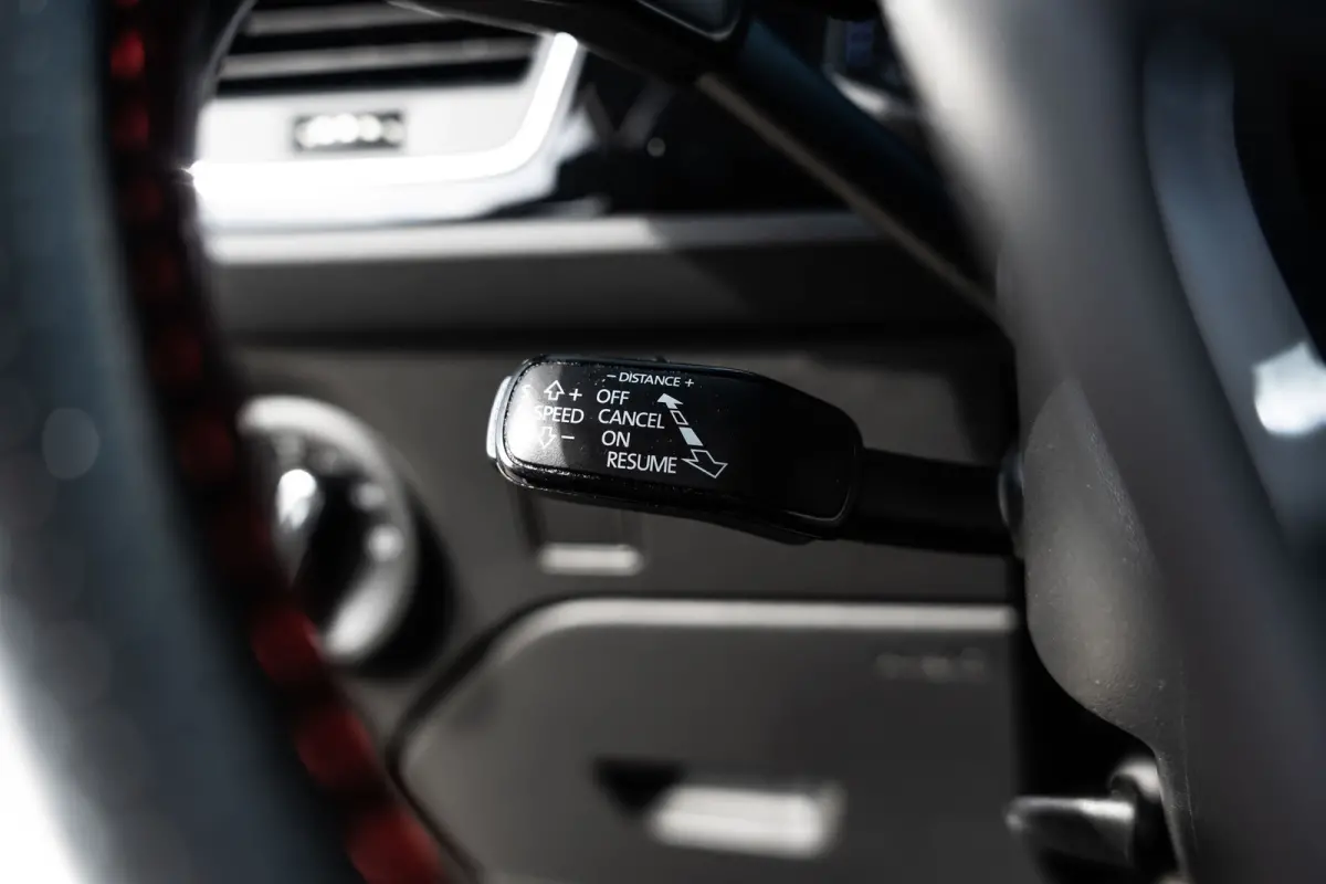 1.5 TSI FR Business Intense Black/Carbon ACC*VIRTUAL*BEATS*LANE*PANO*CAMERA