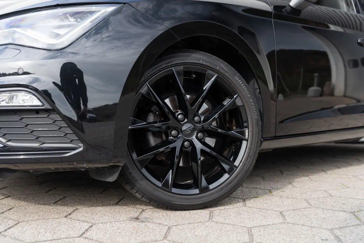 1.5 TSI FR Business Intense Black/Carbon ACC*VIRTUAL*BEATS*LANE*PANO*CAMERA
