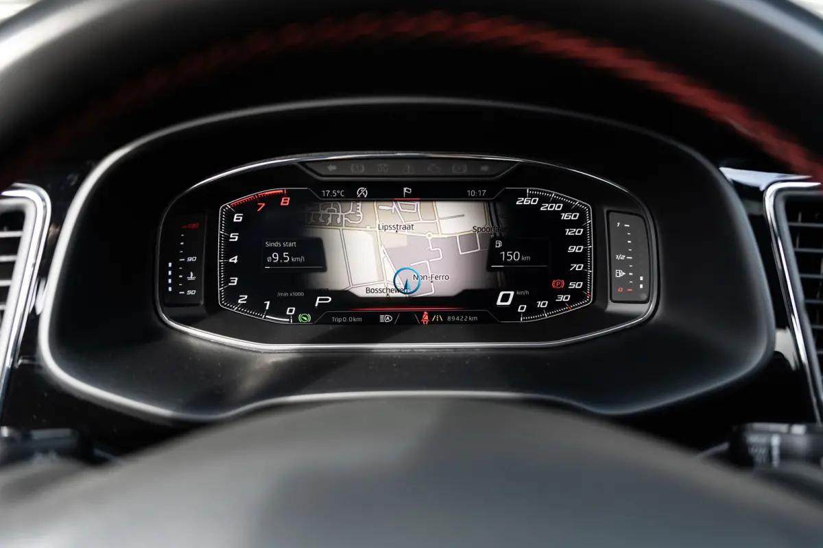 1.5 TSI FR Business Intense Black/Carbon ACC*VIRTUAL*BEATS*LANE*PANO*CAMERA