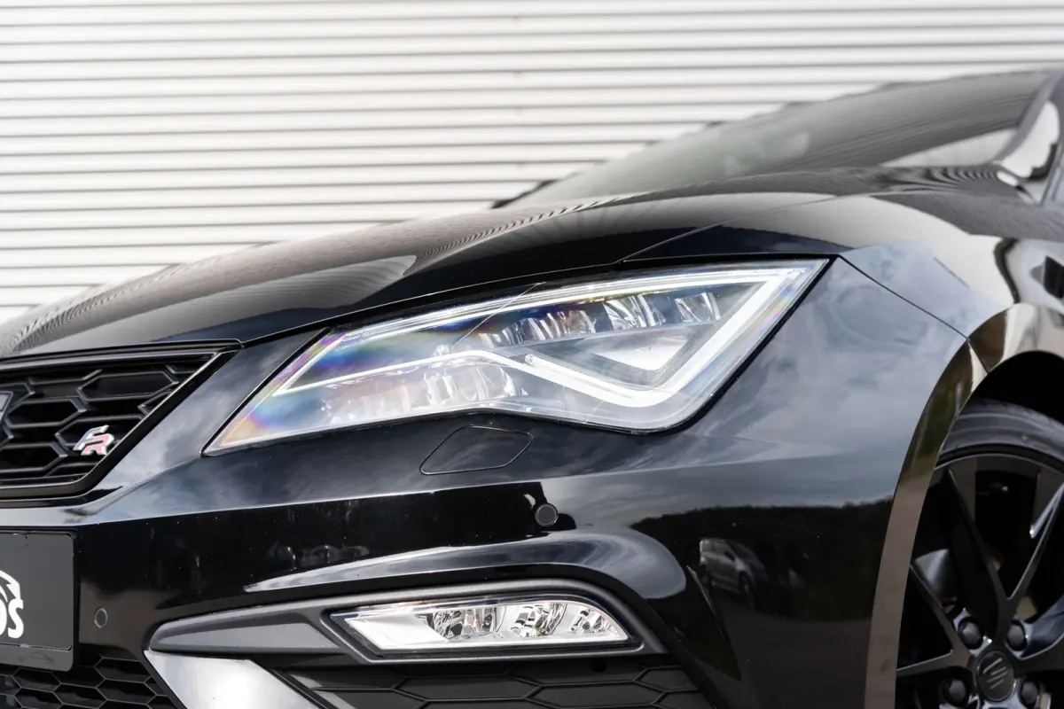 1.5 TSI FR Business Intense Black/Carbon ACC*VIRTUAL*BEATS*LANE*PANO*CAMERA