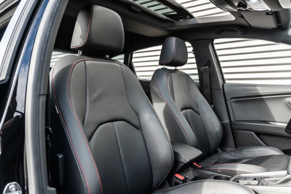 1.5 TSI FR Business Intense Black/Carbon ACC*VIRTUAL*BEATS*LANE*PANO*CAMERA