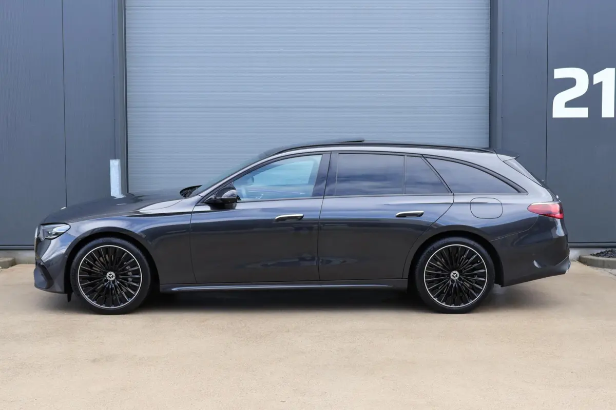 300 e AMG Line / Panoramadak / Memory Stoelen / Hyperscreen / Keyless-Go / Burmester 3D Surround
