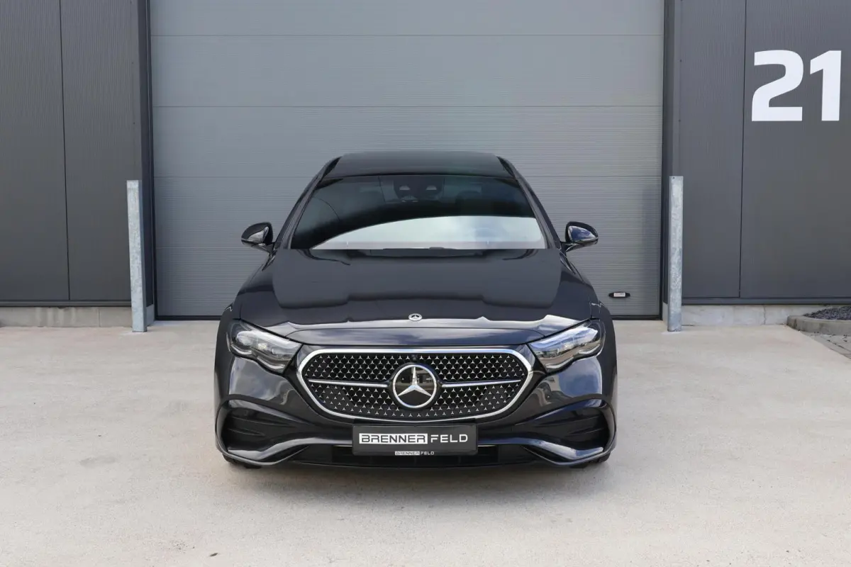300 e AMG Line / Panoramadak / Memory Stoelen / Hyperscreen / Keyless-Go / Burmester 3D Surround