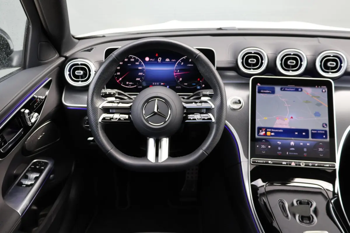 220 d AMG Line / Panoramadak / Memory Stoelen / Burmester Surround / Night Pakket / Trekhaak Wegklapbaar