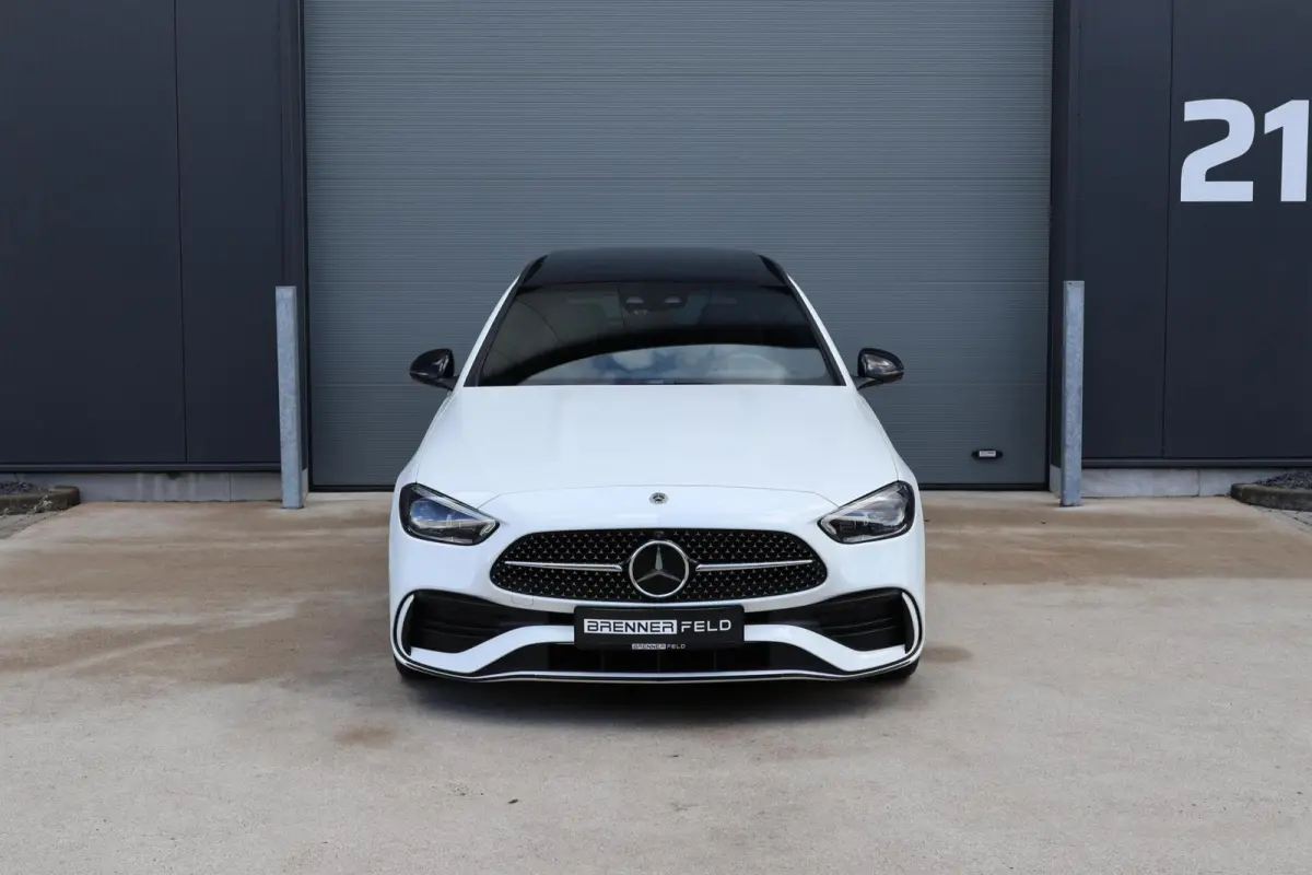 220 d AMG Line / Panoramadak / Memory Stoelen / Burmester Surround / Night Pakket / Trekhaak Wegklapbaar