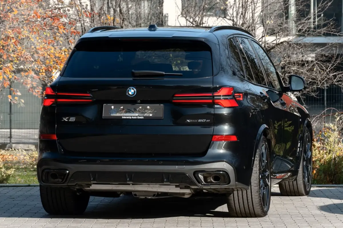 xDrive50e M-SPORT Pro ** LED, COGNAC LEDER, NAVI+, PANO, DR.ASS+, TREKH, 22-invh LMV, LUCHT ** Ex BMW - UNFALLFREI ** ** INFORMEER OOK NAAR ONZE AANTREKKELIJKE FINANCIAL-LEASE TARIEVEN **