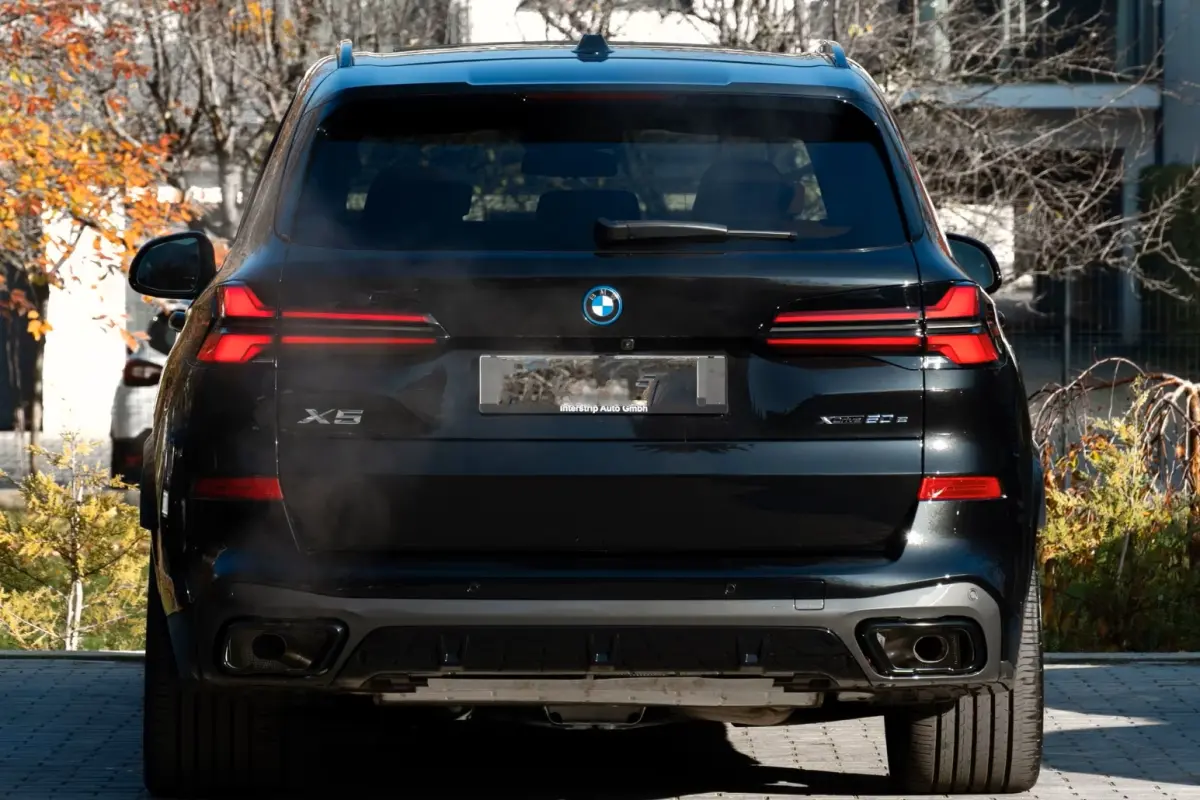xDrive50e M-SPORT Pro ** LED, COGNAC LEDER, NAVI+, PANO, DR.ASS+, TREKH, 22-invh LMV, LUCHT ** Ex BMW - UNFALLFREI ** ** INFORMEER OOK NAAR ONZE AANTREKKELIJKE FINANCIAL-LEASE TARIEVEN **