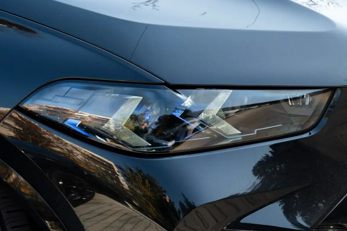xDrive50e M-SPORT Pro ** LED, COGNAC LEDER, NAVI+, PANO, DR.ASS+, TREKH, 22-invh LMV, LUCHT ** Ex BMW - UNFALLFREI ** ** INFORMEER OOK NAAR ONZE AANTREKKELIJKE FINANCIAL-LEASE TARIEVEN **