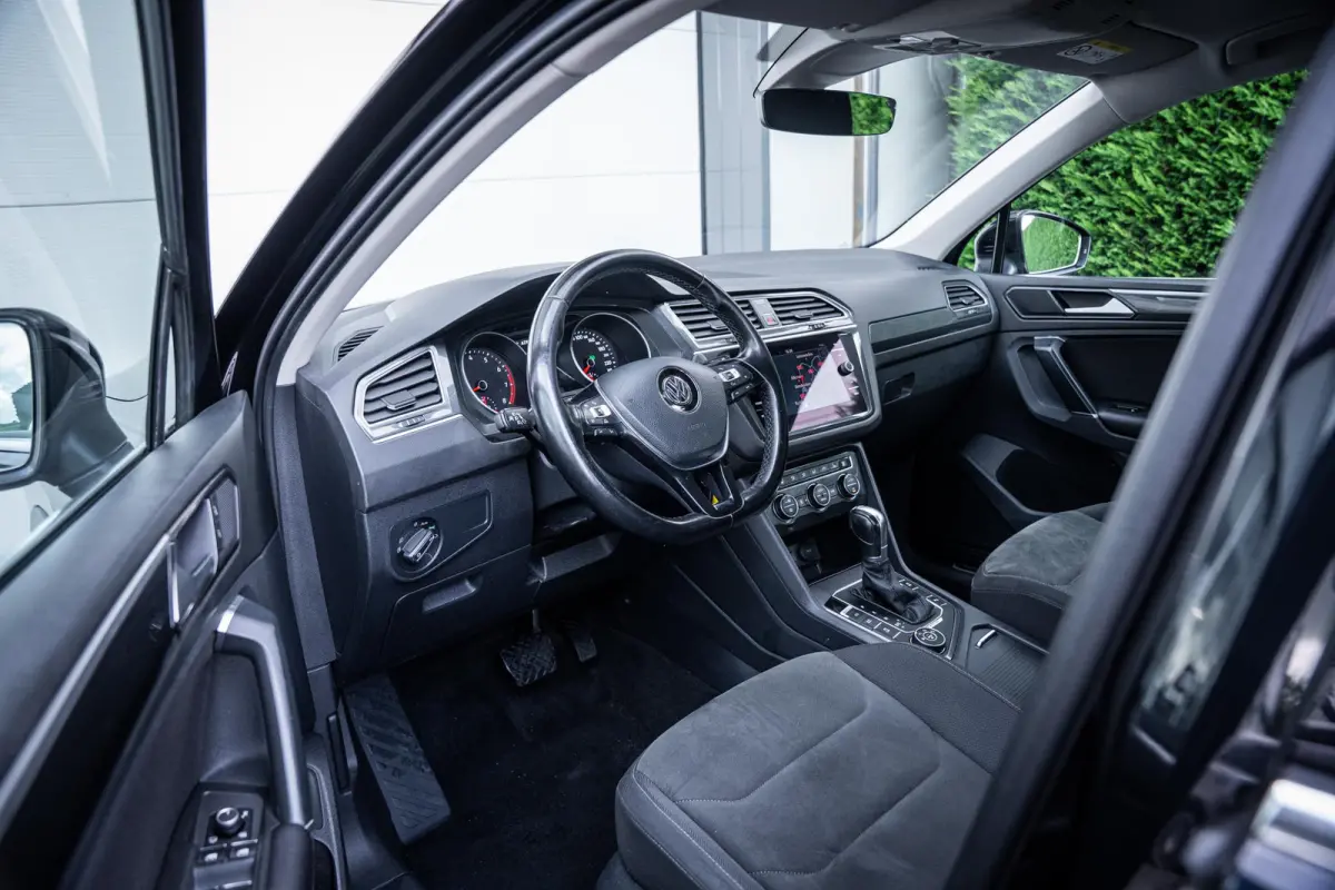 2.0TSI 180pk 4Motion R-Line 20''|ACC|Standkachel|LED|Stoelverw.|Elek.A-klep