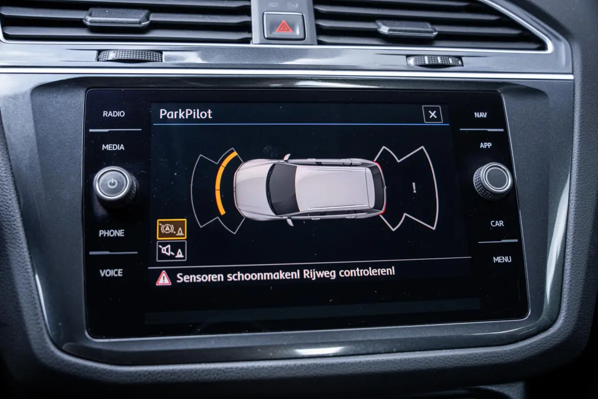 2.0TSI 180pk 4Motion R-Line 20''|ACC|Standkachel|LED|Stoelverw.|Elek.A-klep