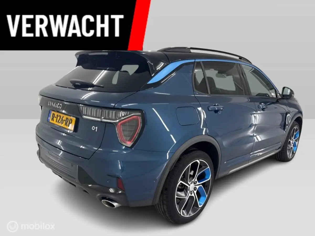 - 1.5 261PK Plug-in Hybrid, Pano, 360 Camera , Apple Carplay✅NL AUTO