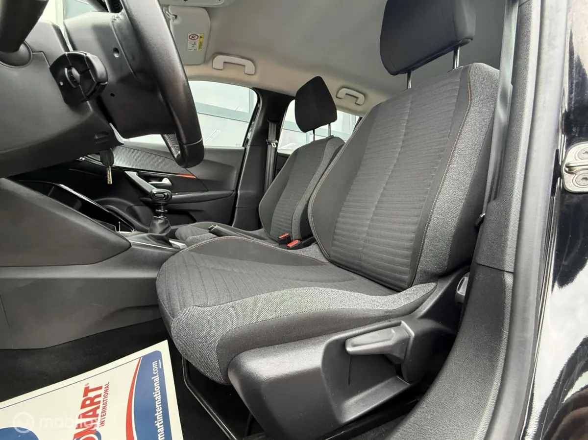1.2 PureTech Blue Lease Active Full-Led CarPlay