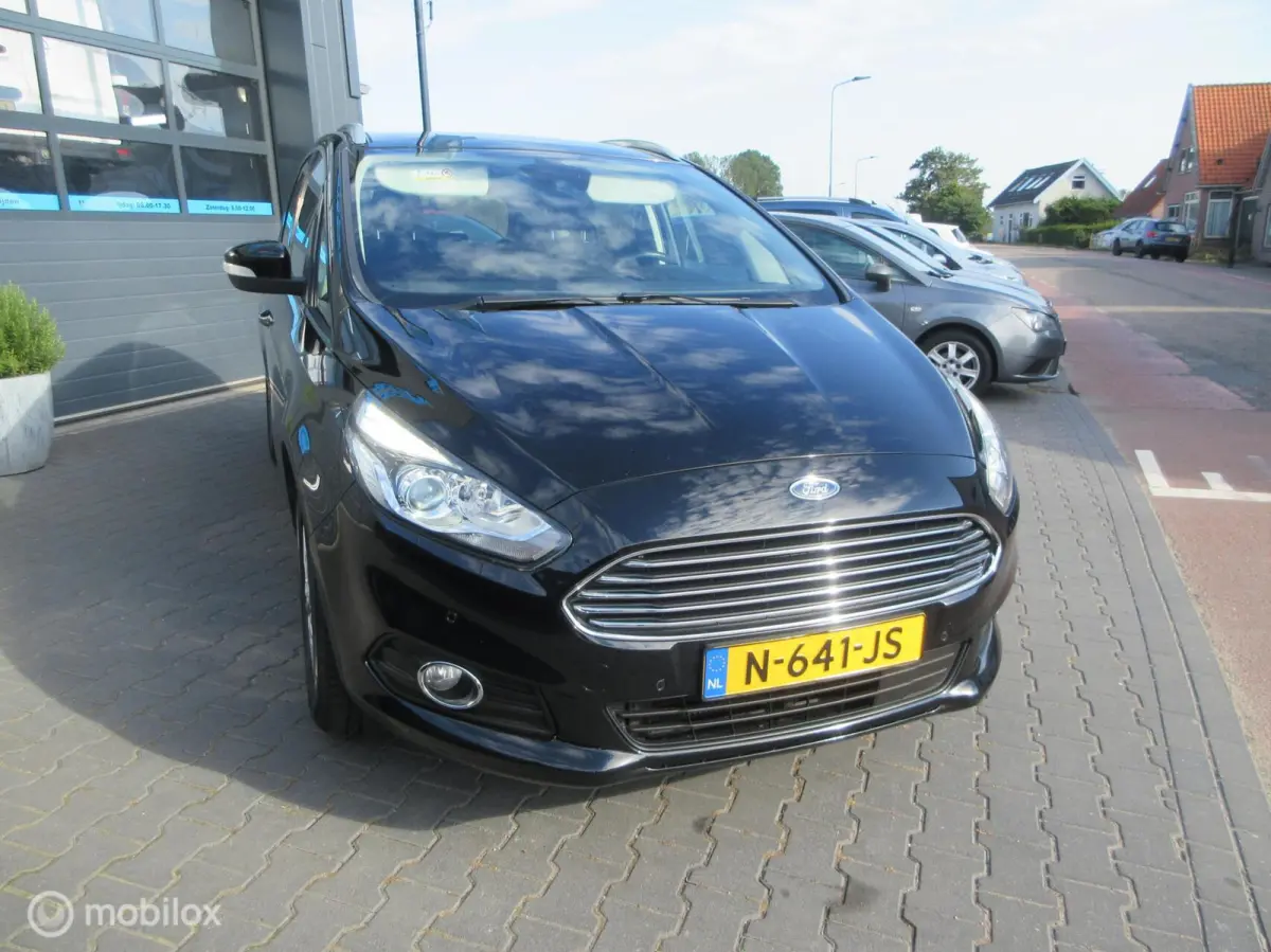 1.5 Titanium 7p. 103dkm! Camera Carplay Trekhaak 1600kg!