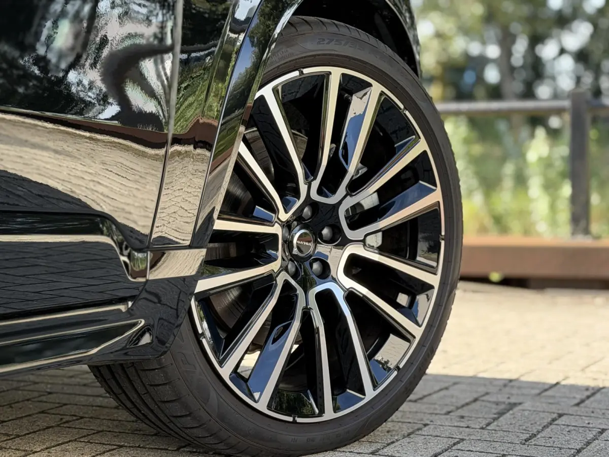 2.0 T8 Plug-in hybrid AWD Ultra Dark |Full Option|Pano|B&W|Massage/Ventilatie|Luchtvering|Trekhaak