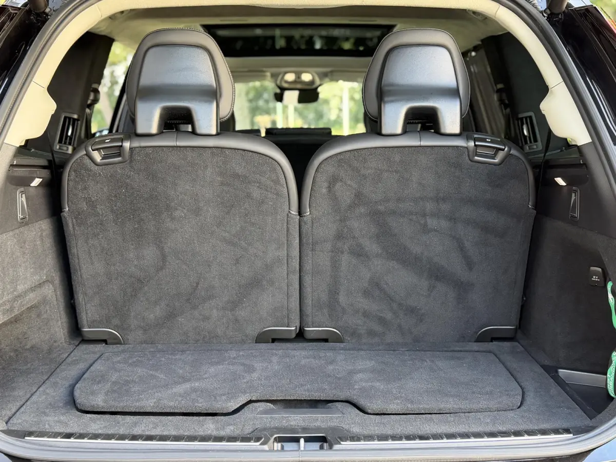 2.0 T8 Plug-in hybrid AWD Ultra Dark |Full Option|Pano|B&W|Massage/Ventilatie|Luchtvering|Trekhaak