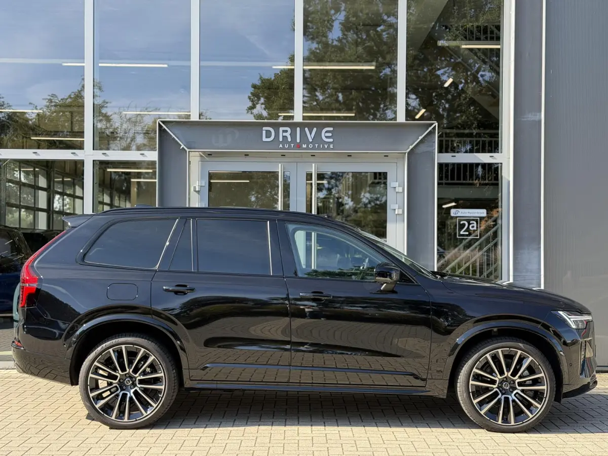 2.0 T8 Plug-in hybrid AWD Ultra Dark |Full Option|Pano|B&W|Massage/Ventilatie|Luchtvering|Trekhaak