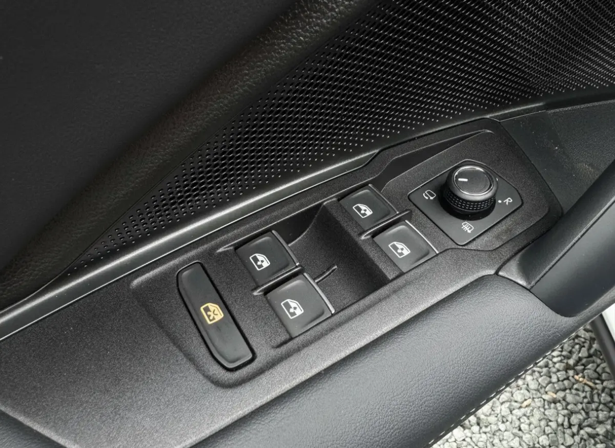 1.5 eHybrid [PHEV] 204PK DSG ENERGY EDITION 360°CAMERA/NAVI/TREKHAAK  5 jaar fabrieks garantie