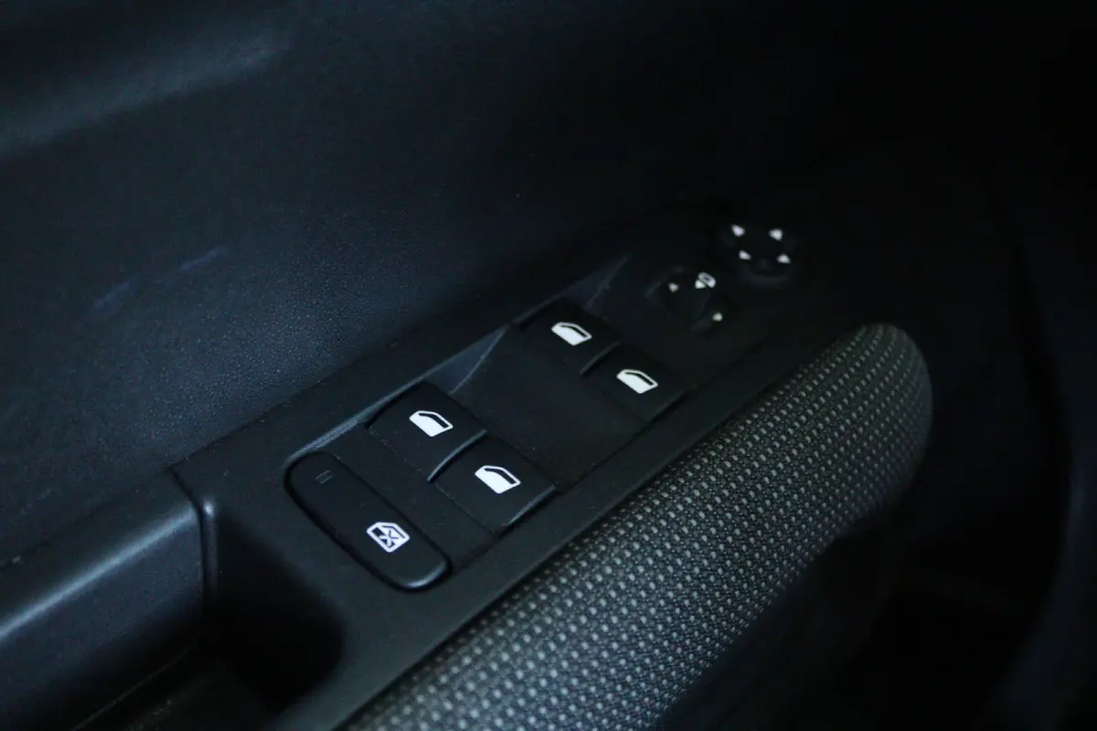 1.2 Turbo S&S Bussines Automaat | Cruise Control | Camera | Trekhaak | Navi | Keyless | Carplay