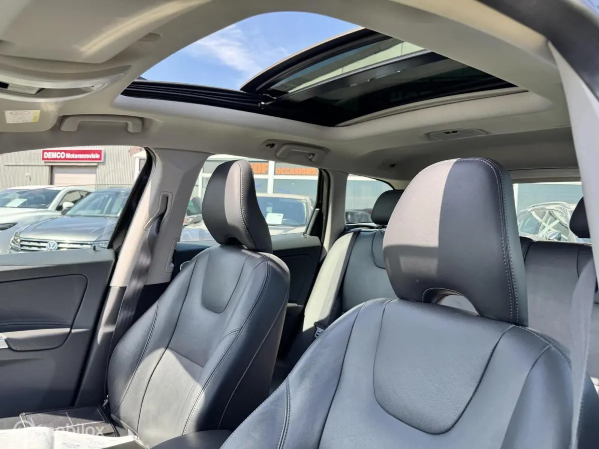 2.0 T5 AWD Inscription PANO/LEDER/21''/TREKHAAK