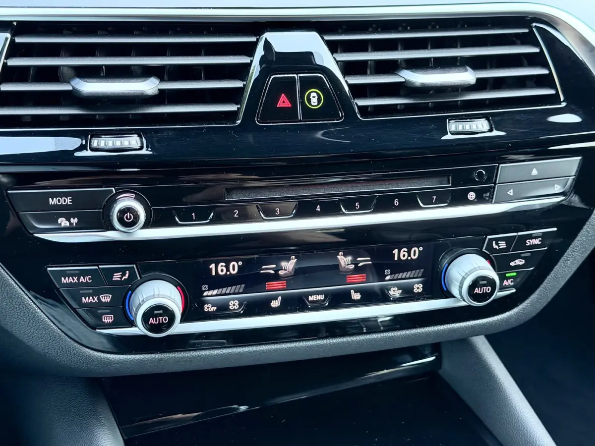 540i High Executive Memory/Softclose/Sfeer