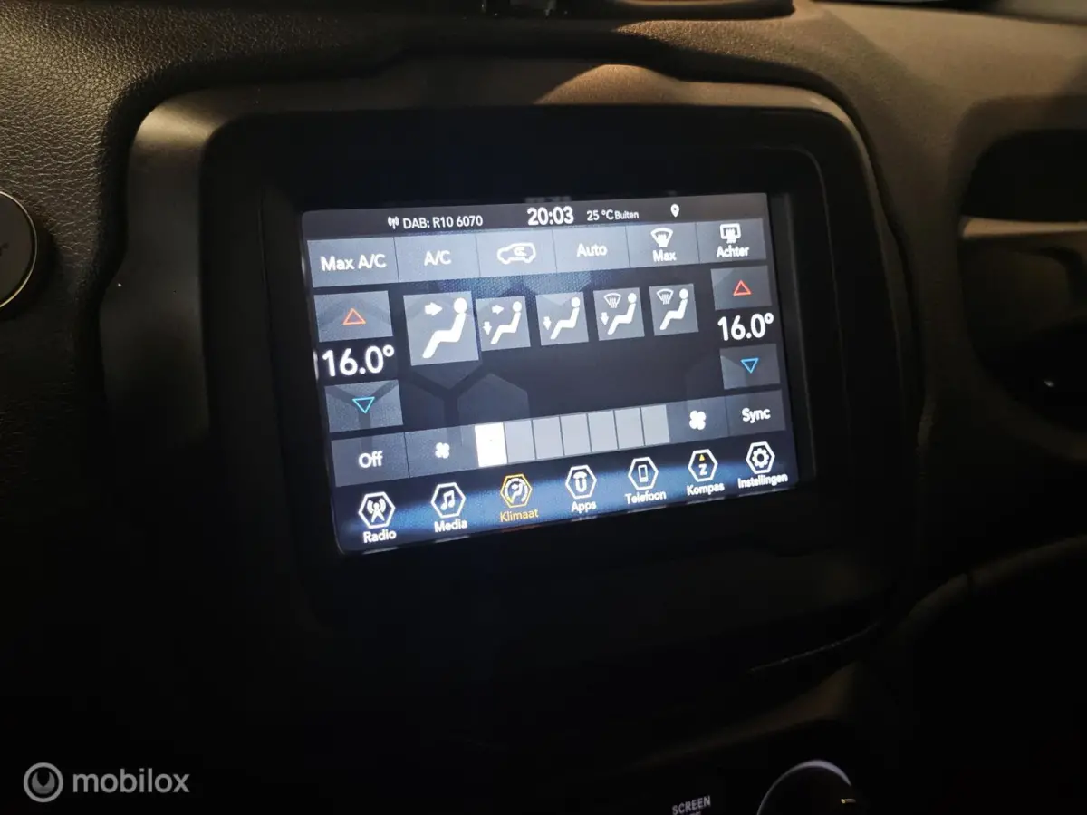 1.0T Limited Keyless/PDC/Trekhaak