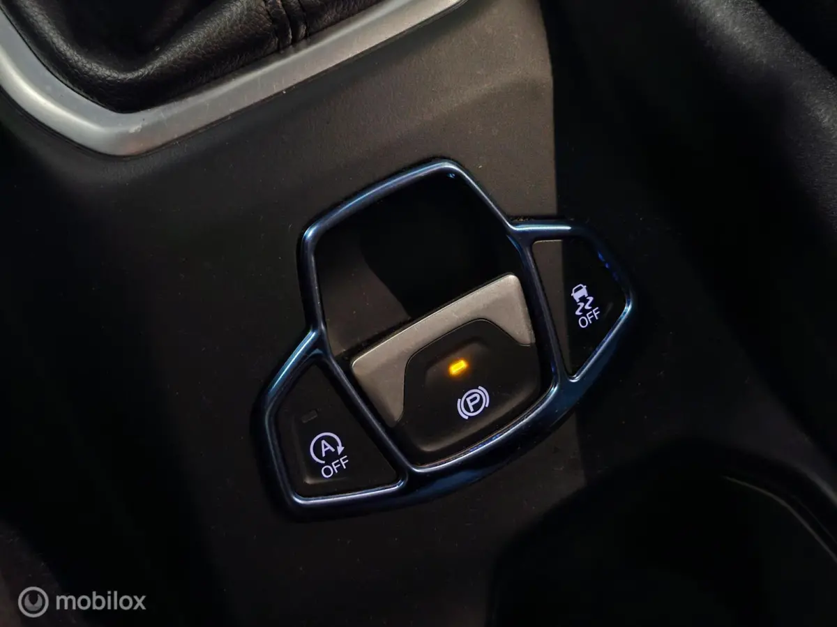 1.0T Limited Keyless/PDC/Trekhaak