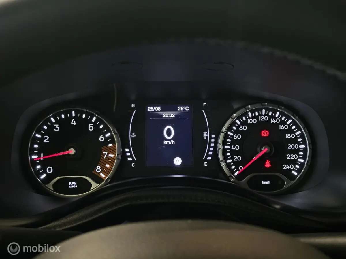 1.0T Limited Keyless/PDC/Trekhaak